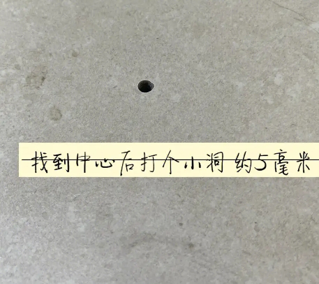 张掖瓷砖空鼓维修公司专业解答在瓷砖铺贴过程中，如果砂料搅拌不均匀，将会带来以下问题